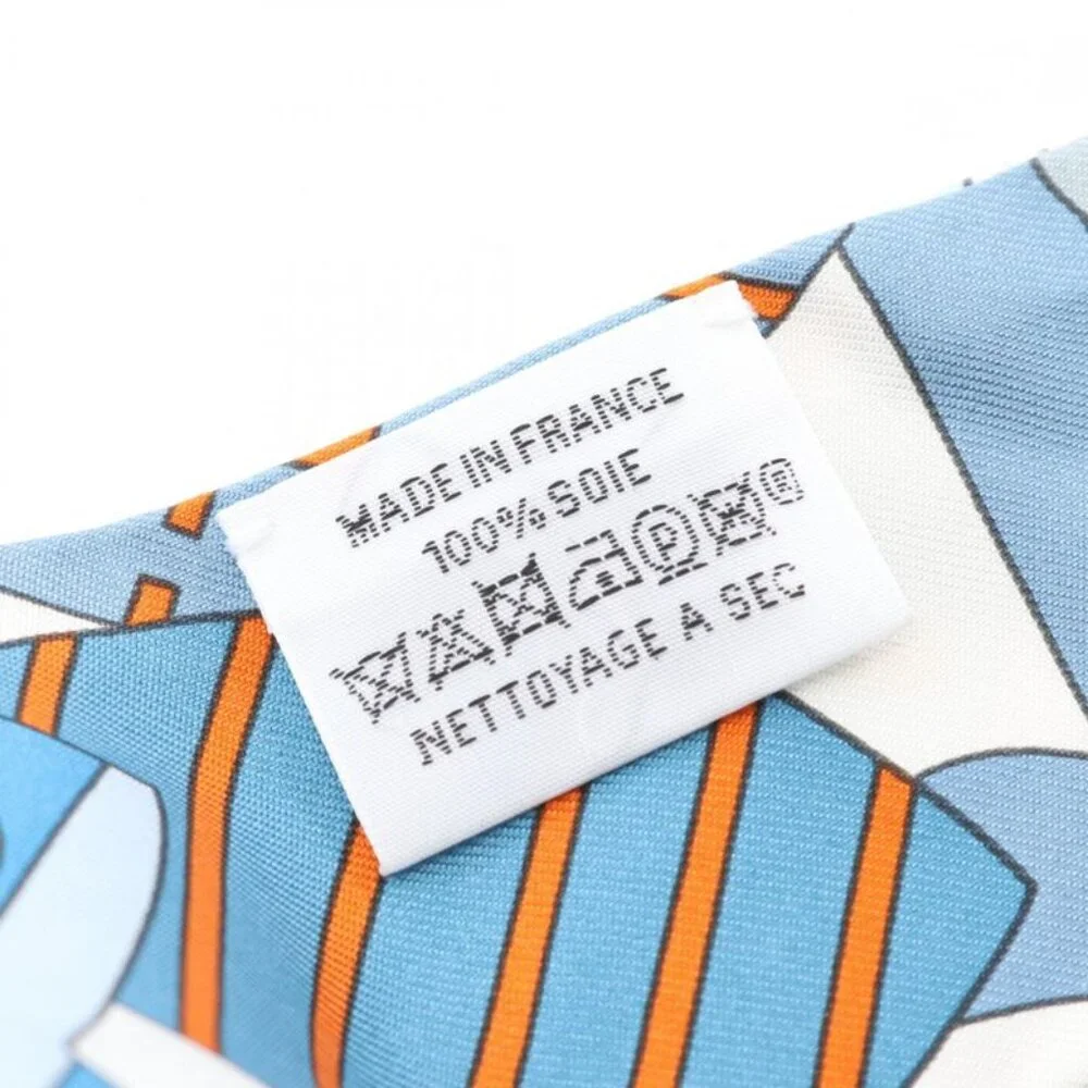 ★SOLD★ Hermes Scarf Twill les Murmures de la Foret Blue Silk Blue Multicolor - Picture 5 of 6